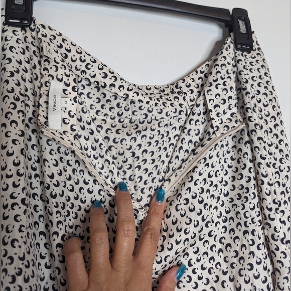 VINCE. Black and White Wrap Skirt - Picture 13 of 15